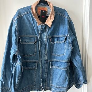 Levi's Men's East Port Jacket with Brown Collar